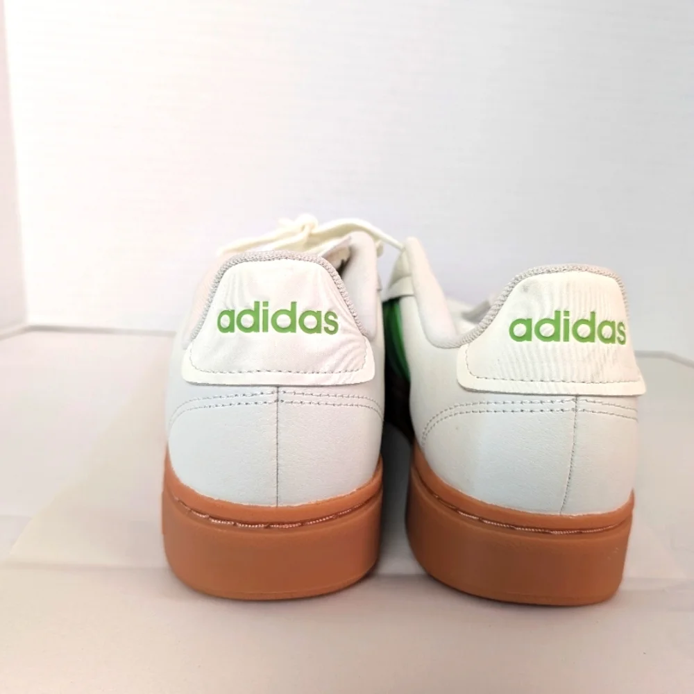 Adidas Original Grand Court. Off White And Semi Lucid Lime. Men's 9.5.